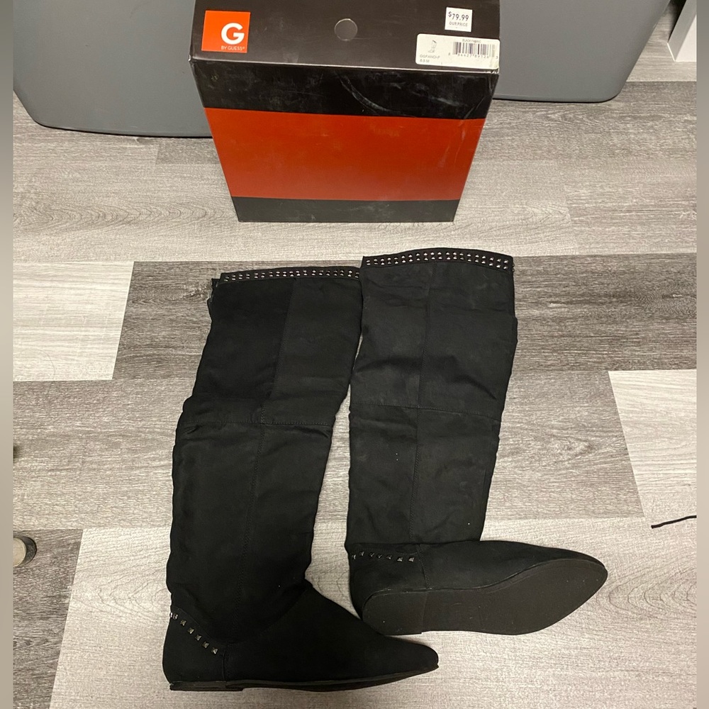 Guess Women’s Sz 6.5 Boots